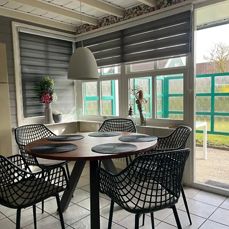 Tatil Evi Eilantgeluk Oudesluis (North Holland)